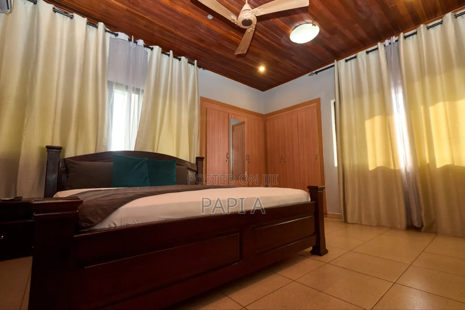 Furnished 8bdrm Mansion in Tema Metropolitan for rent