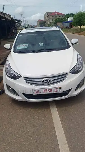 Hyundai Elantra 2013 White