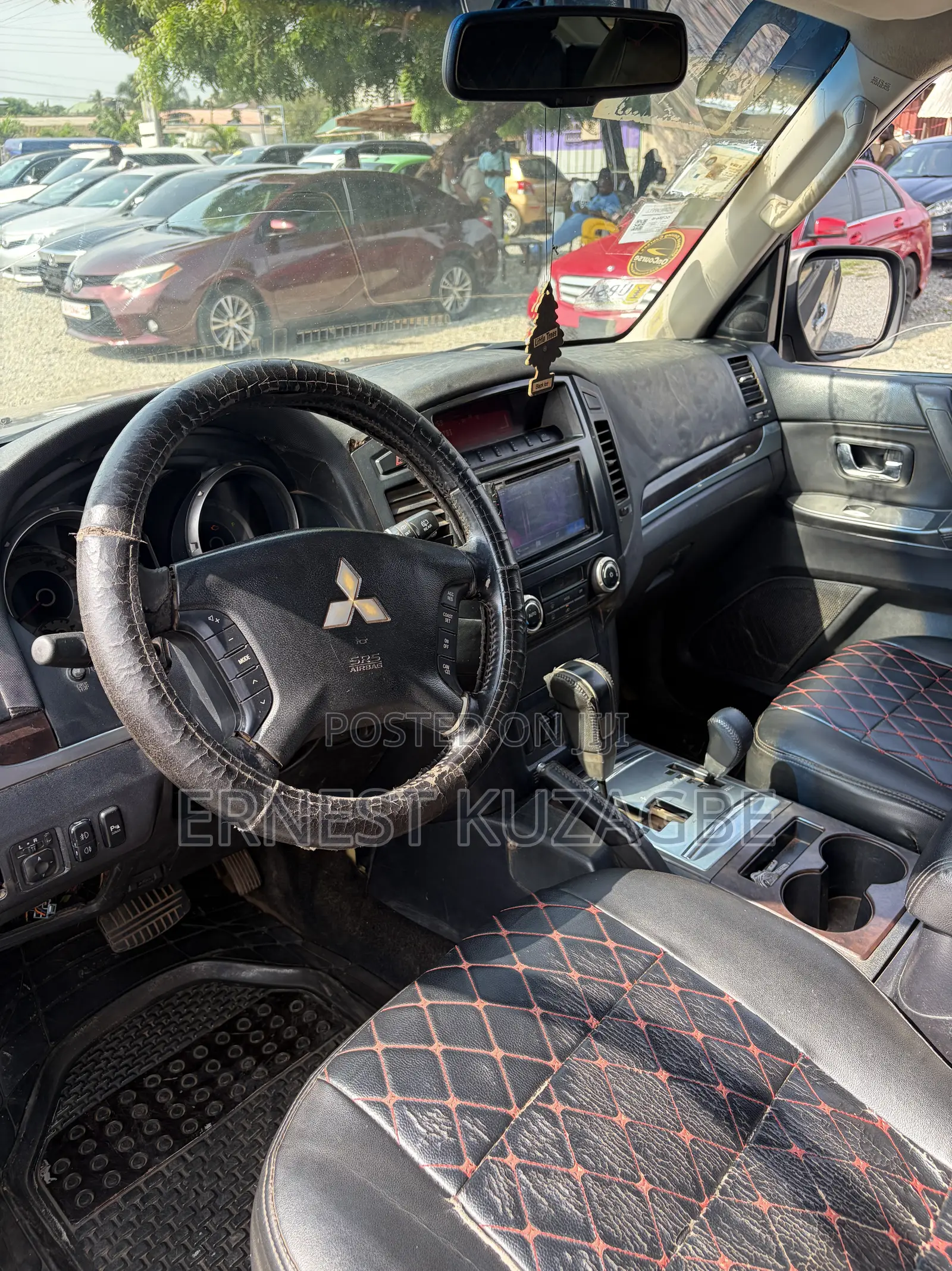 Mitsubishi Pajero 2010 Silver