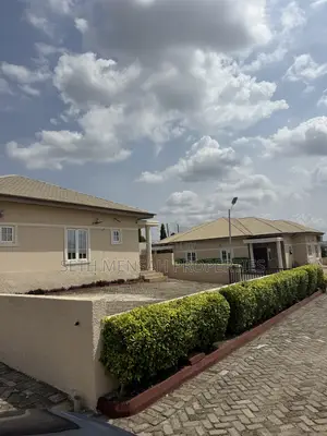 3bdrm House in 3 Bedroom House For, Pillar 2 for sale