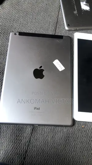 Apple iPhone Air 256 GB Gray