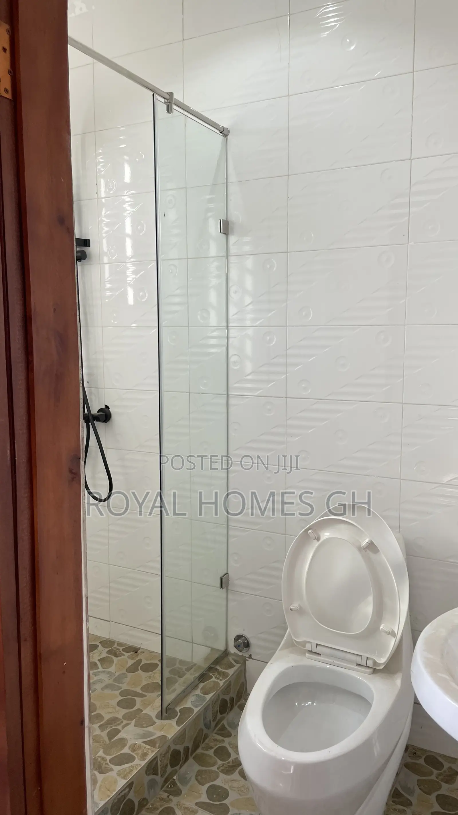 Furnished 2bdrm Apartment in Royal Homes Gh, East Legon for rent