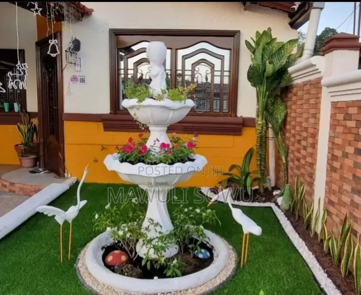Flowerbeds and Flowerpots Deco