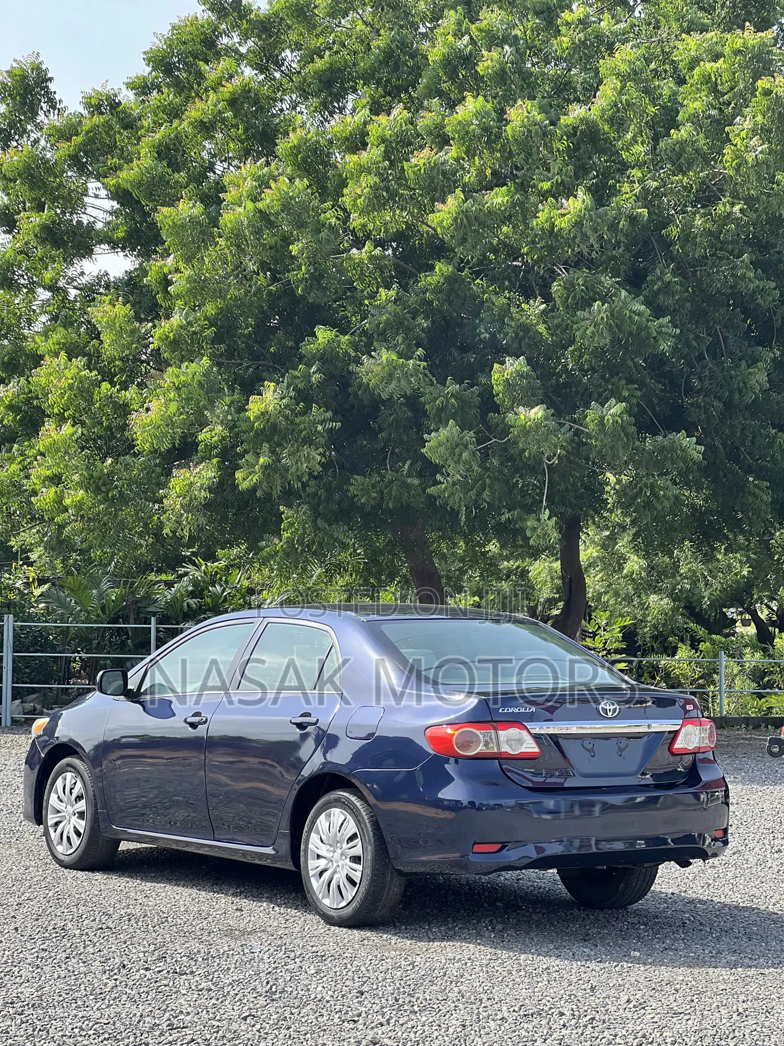 Toyota Corolla LE 4dr Sedan (1.8L 4cyl 4A) 2013 Blue