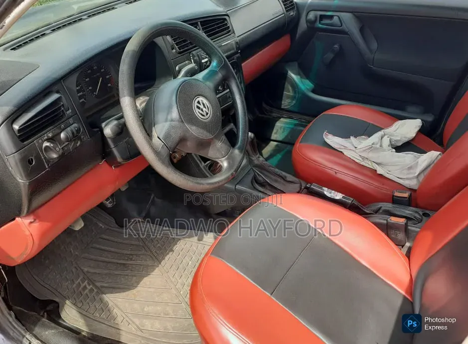 Volkswagen Golf 1.6 2000 Silver
