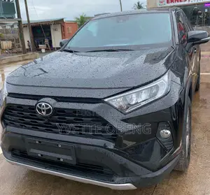 Toyota RAV4 2022 Black