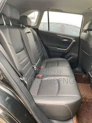 Toyota RAV4 2022 Black