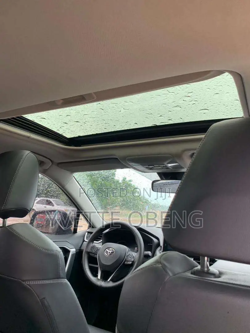 Toyota RAV4 2022 Black