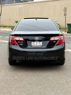 Toyota Camry SE 4dr Sedan (2.5L 4cyl 6A) 2014 Black