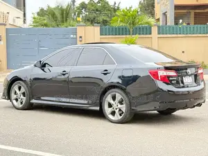 Toyota Camry SE 4dr Sedan (2.5L 4cyl 6A) 2014 Black