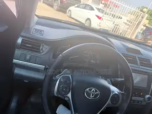 Toyota Camry SE 4dr Sedan (2.5L 4cyl 6A) 2014 Black