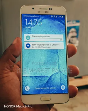 New Samsung Galaxy A8 32 GB White