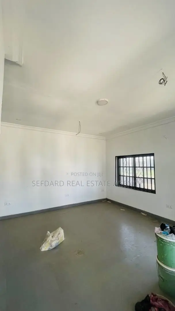 2bdrm Apartment in Sefdard Properties, Pokuase for rent