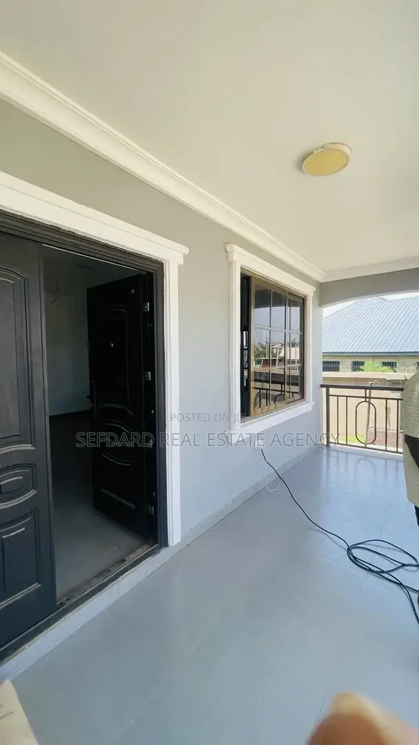 2bdrm Apartment in Sefdard Properties, Pokuase for rent