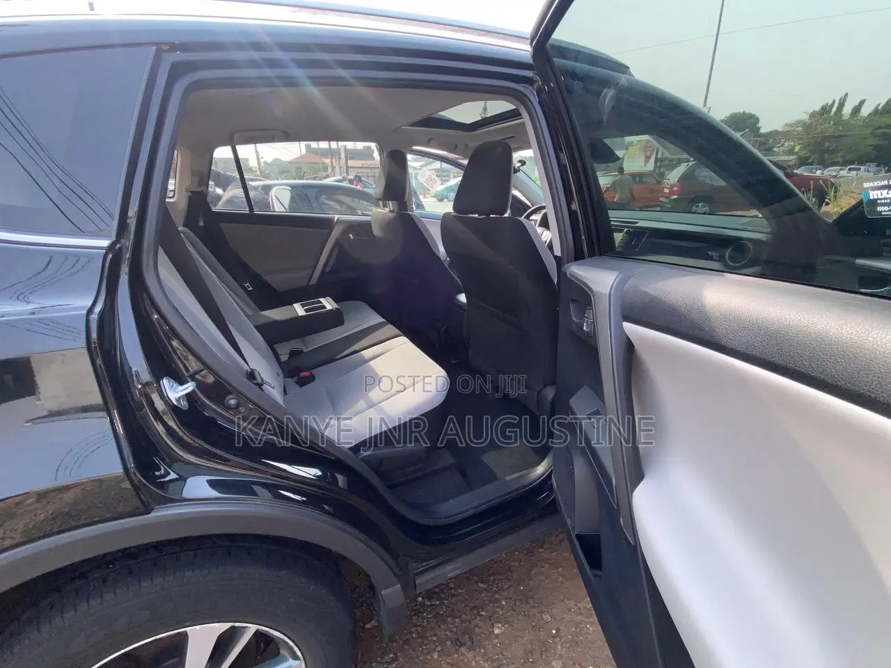 Toyota RAV4 XLE 4dr SUV AWD (2.5L 4cyl 6A) 2018 Black