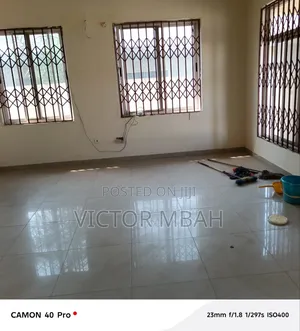 3bdrm Bungalow in Dc Properties Ltd, Community 25 for rent