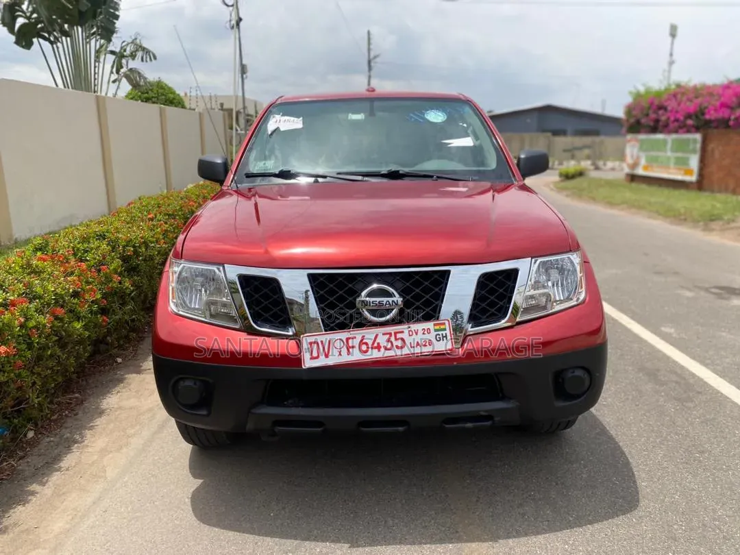 Nissan Frontier 2016 Red