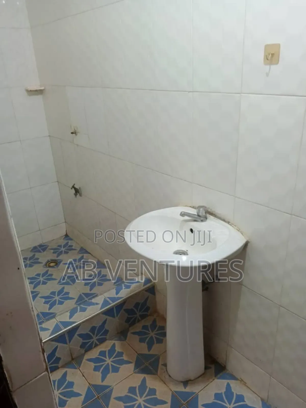 Furnished 1bdrm Apartment in Oyibi for rent