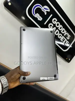 Laptop Apple MacBook Pro 2020 16GB Intel Core i5 SSD 512GB
