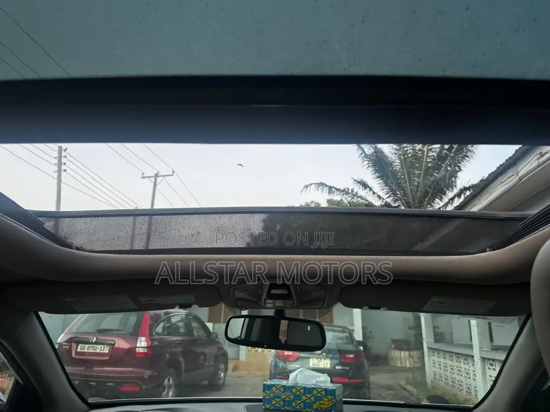 Hyundai Santa Fe Limited Ultimate FWD 2018 White