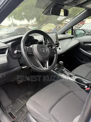 Toyota Corolla 2022 Silver