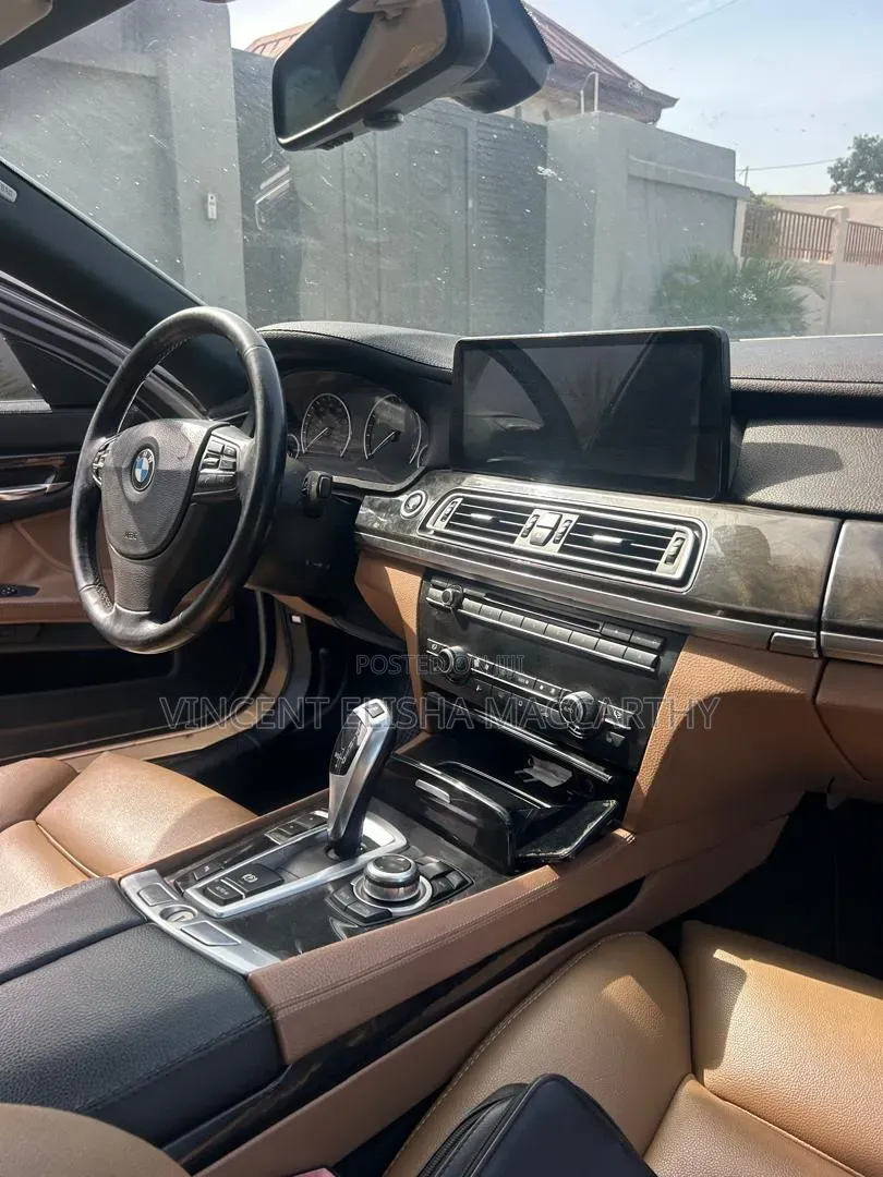 BMW 7 Series 730Li 2011 White