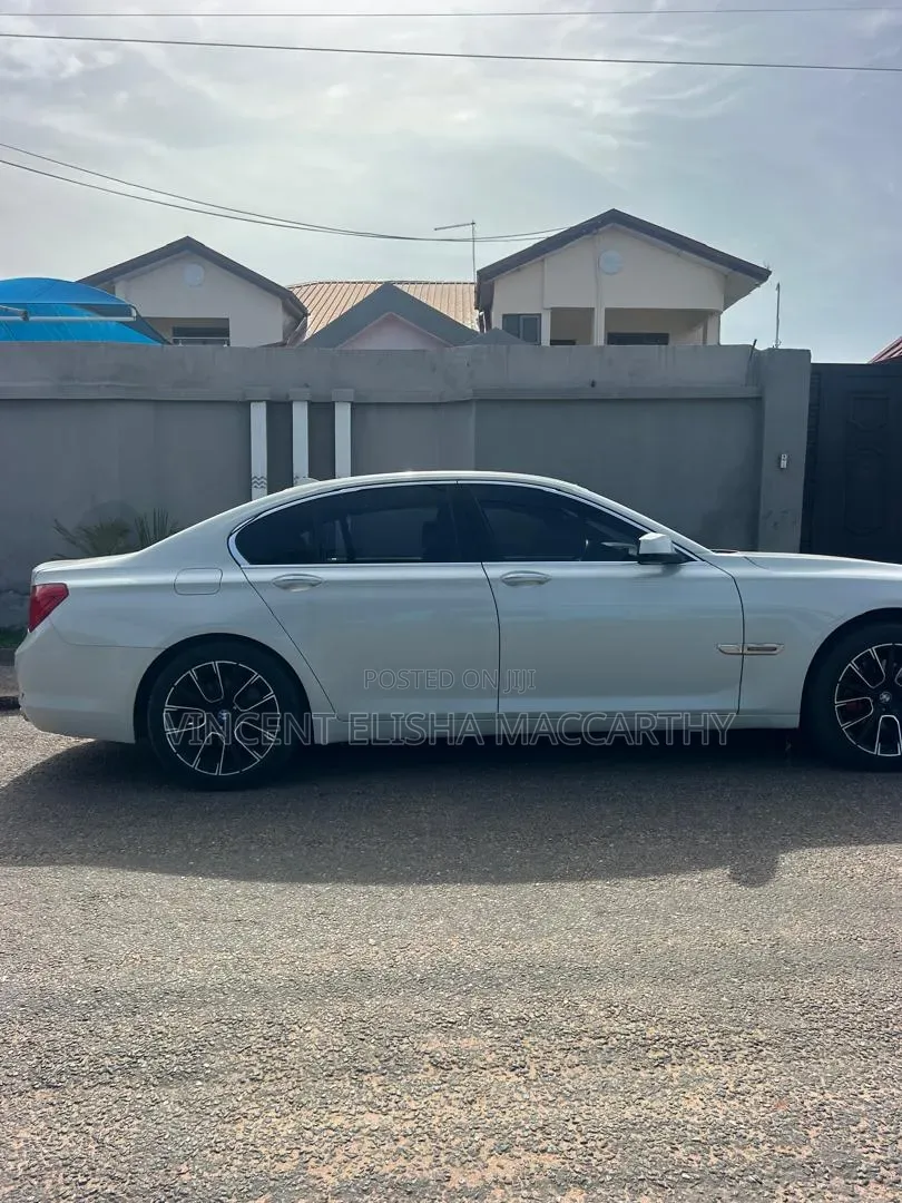 BMW 7 Series 730Li 2011 White