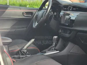 Toyota Corolla 2016 White
