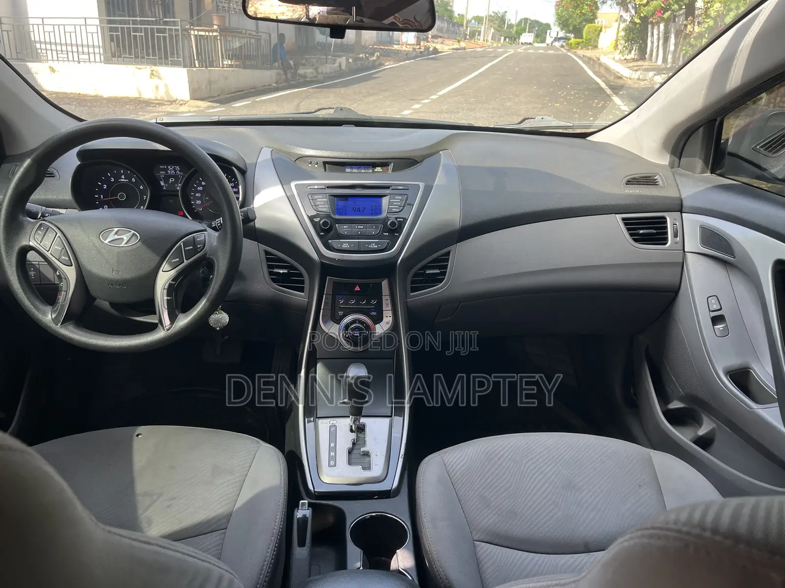 Hyundai Elantra 2013 Red