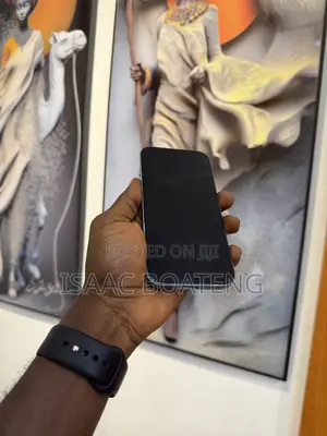 Apple iPhone 16 128 GB Green