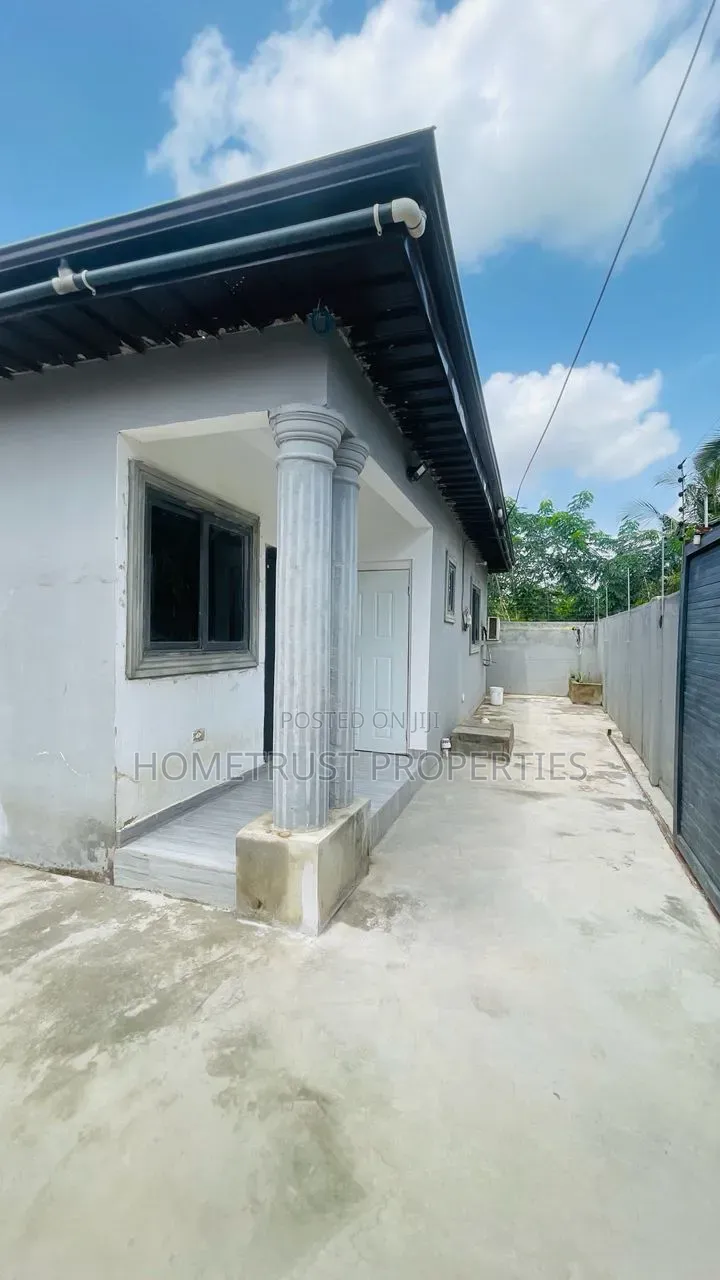 3bdrm House in Amasaman Wachild for sale