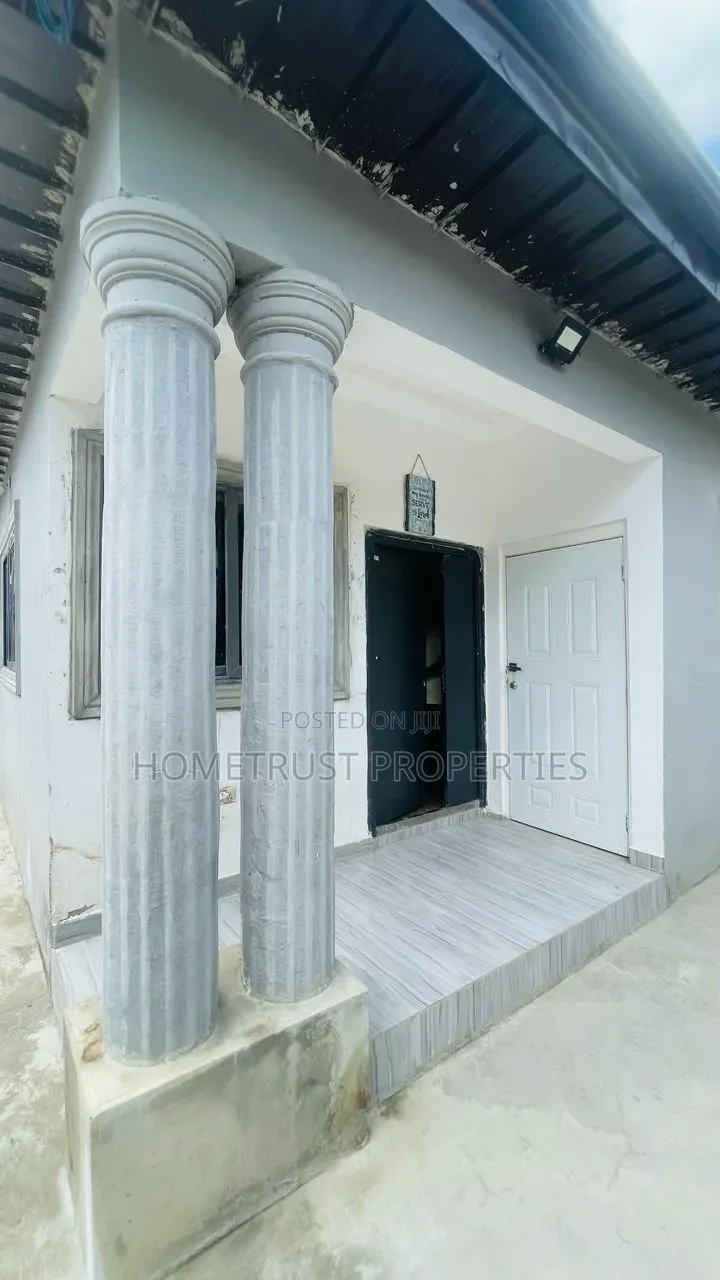 3bdrm House in Amasaman Wachild for sale