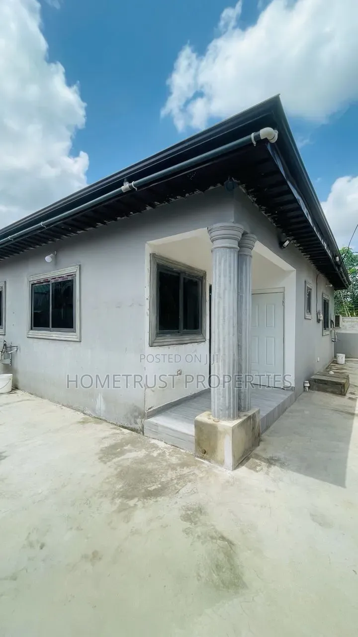 3bdrm House in Amasaman Wachild for sale