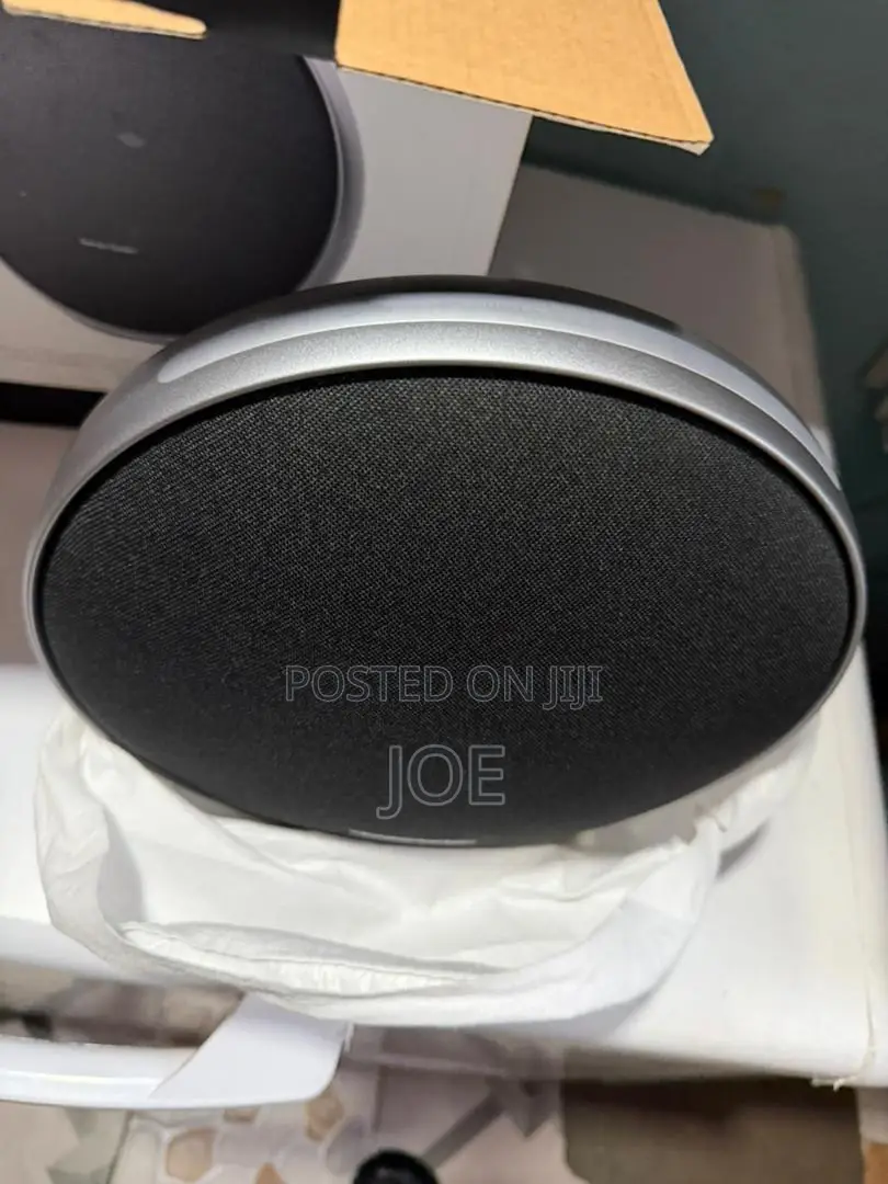 Harman Kardon Onyx Studio 9