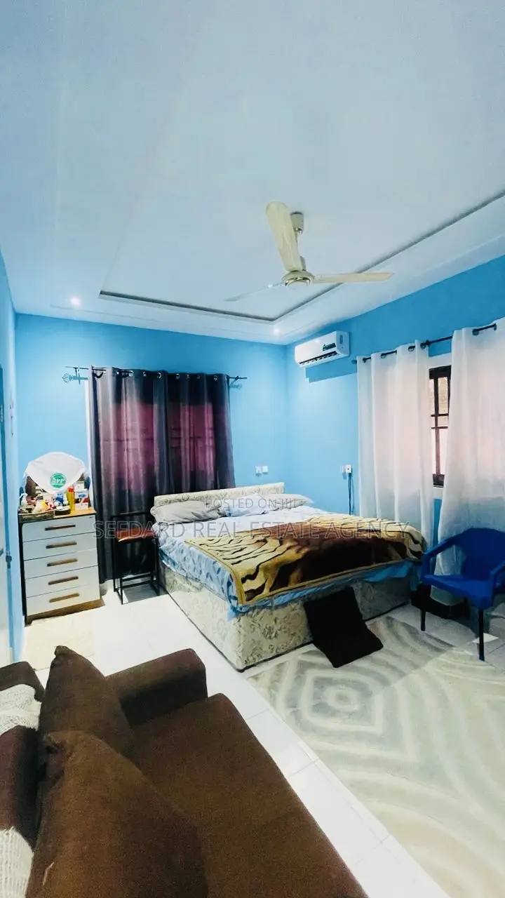3bdrm House in Sefdard Properties, Amasaman for sale