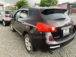 Nissan Rogue S 2011