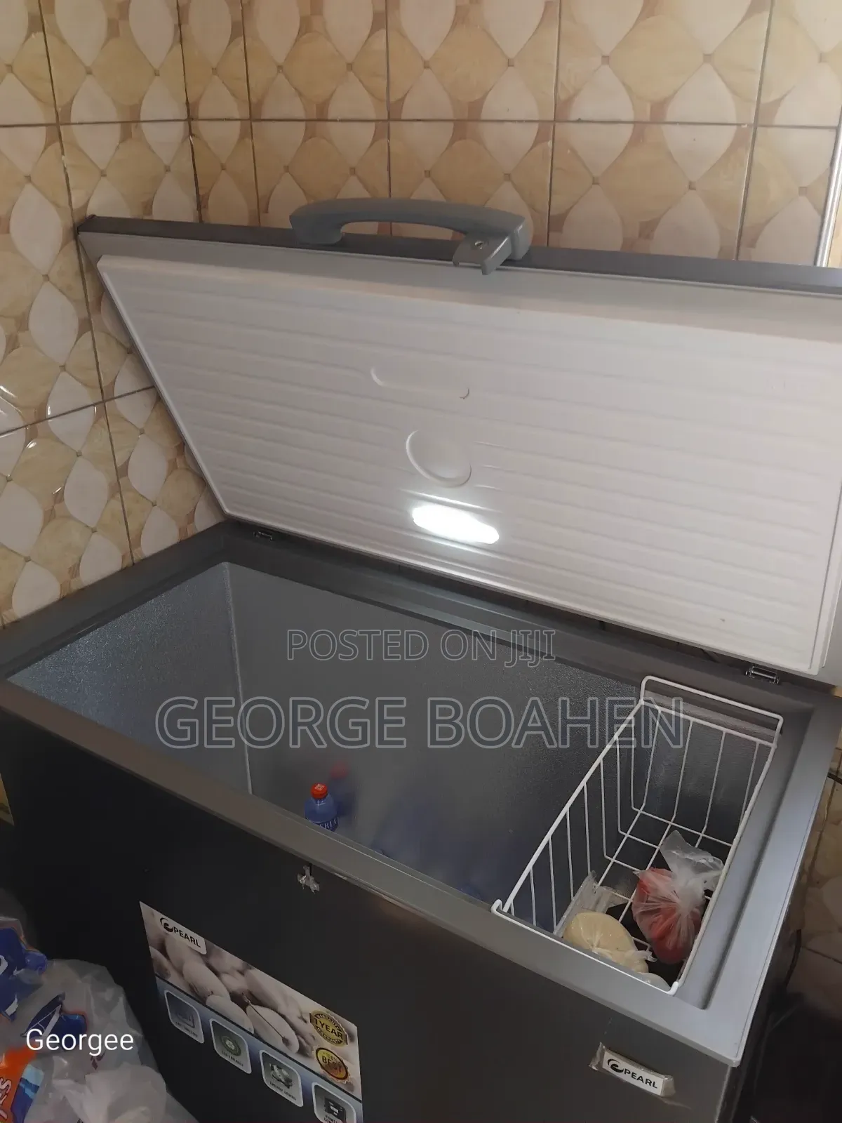 Refrigerator