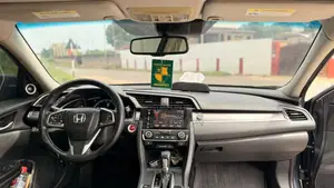 Honda Civic Touring Sedan 2018 Gray