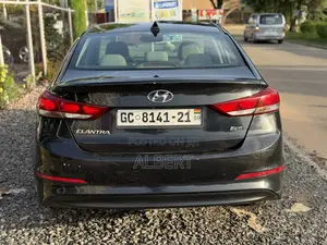 Hyundai Elantra ECO Sedan FWD (1.4L 4cyl 7A) 2017 Black
