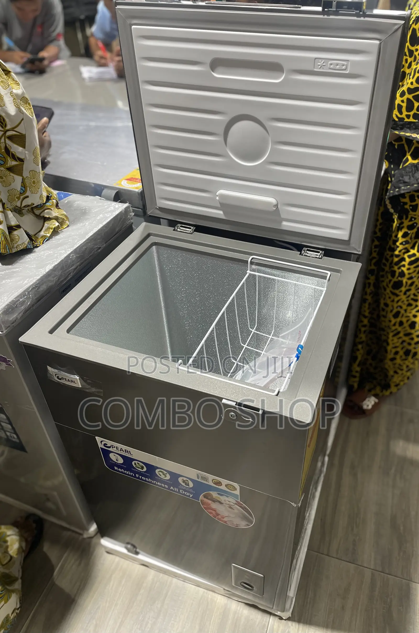Pearl 99l Chest Freezer