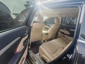 Toyota Highlander 2017 Black
