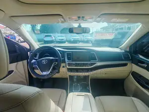 Toyota Highlander 2017 Black