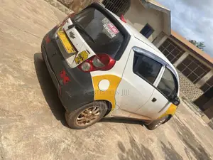 Chevrolet Spark 1LT 4dr Hatchback (1.2L 4cyl 5M) 2014 White
