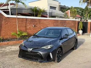 Toyota Corolla 2016 Gray