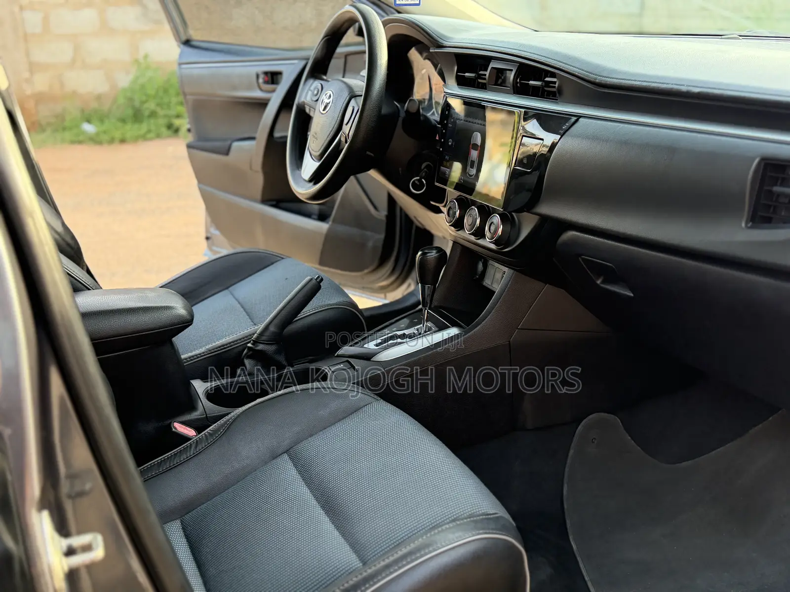 Toyota Corolla 2016 Gray