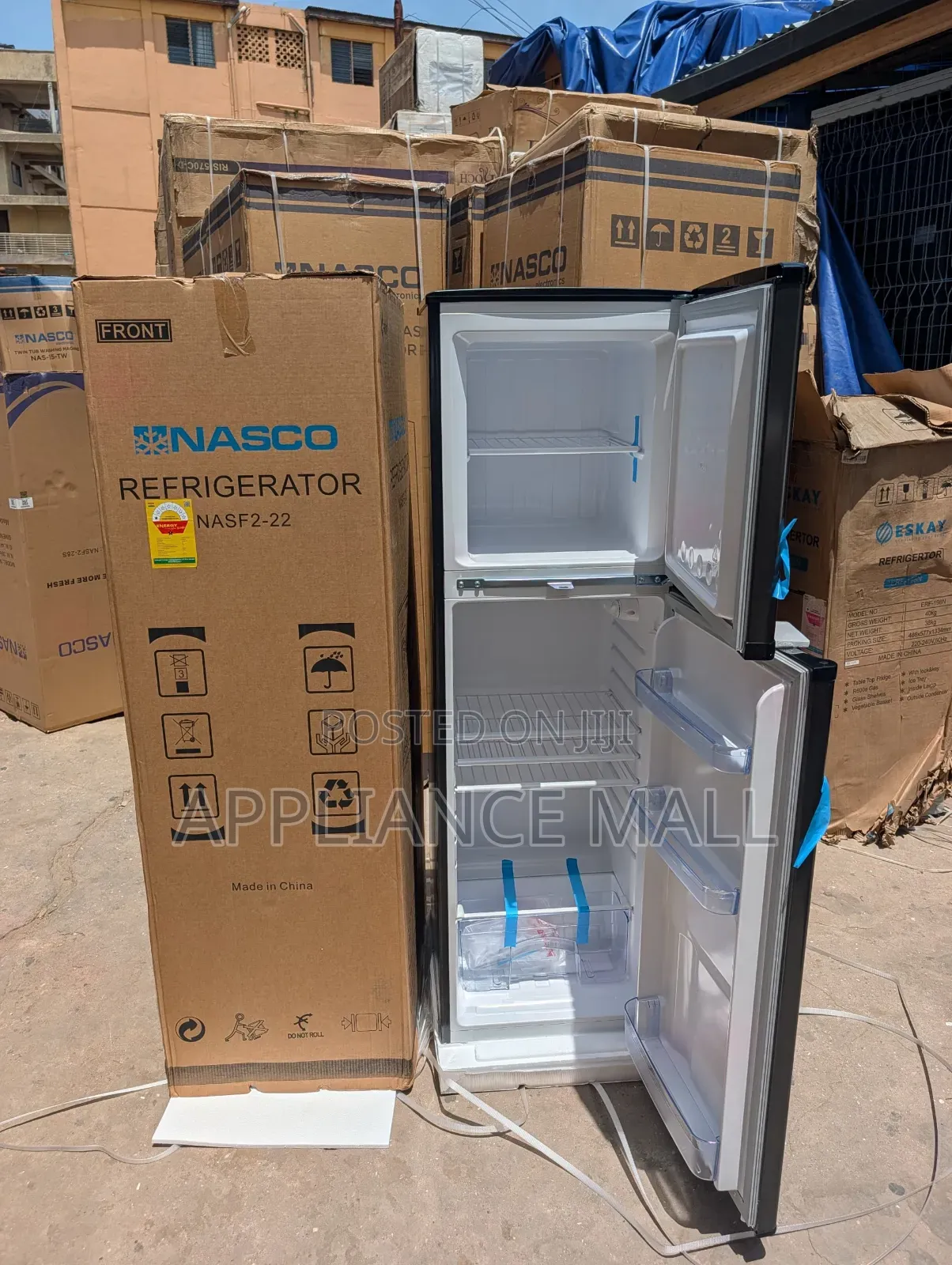 Nasco Fridge 166l
