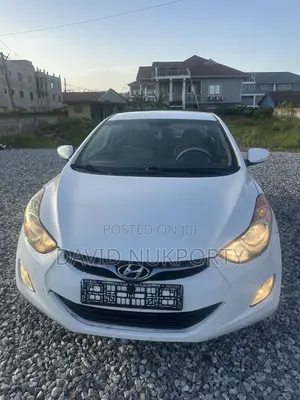 Hyundai Elantra 2013 White