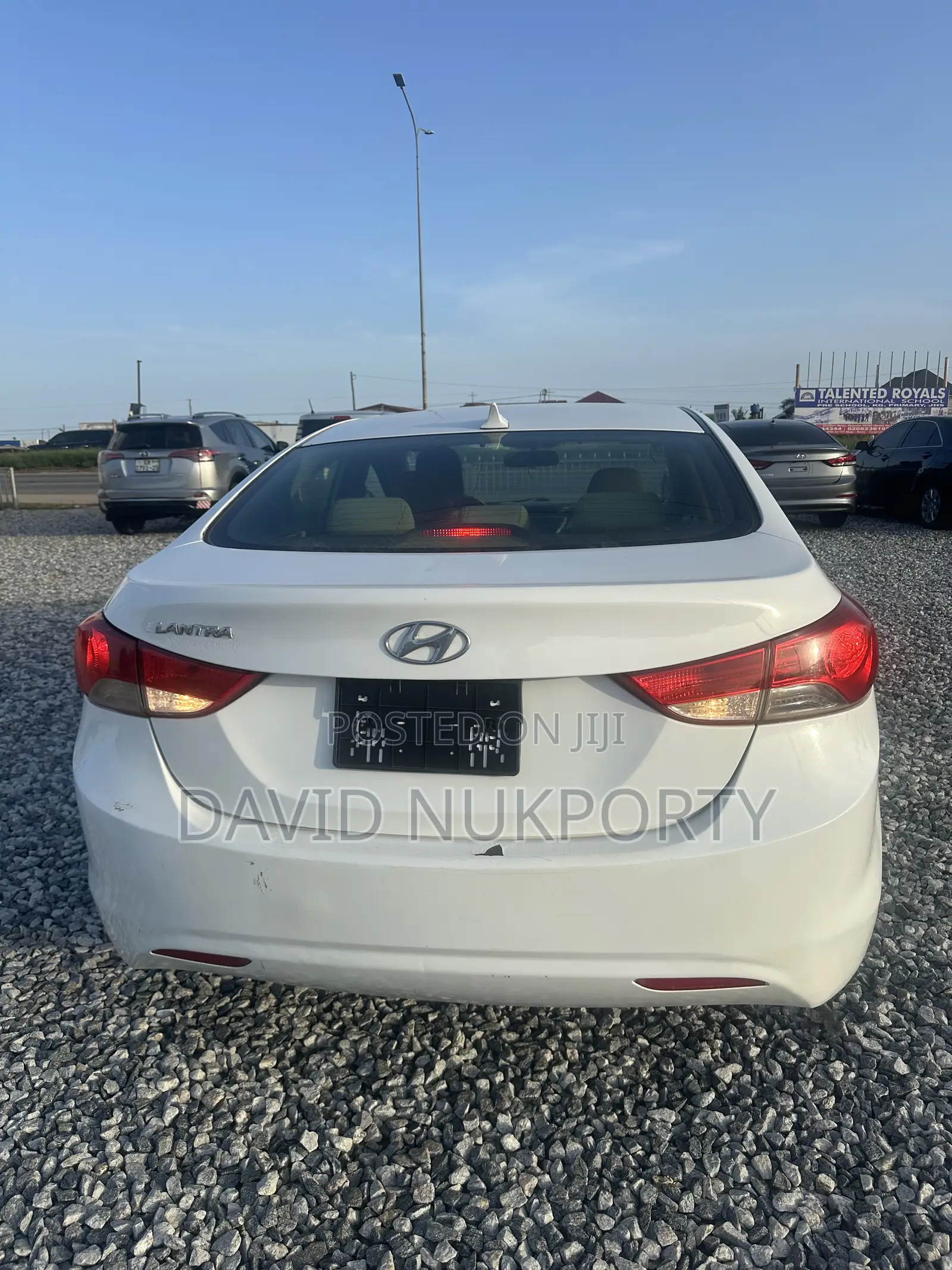 Hyundai Elantra 2013 White