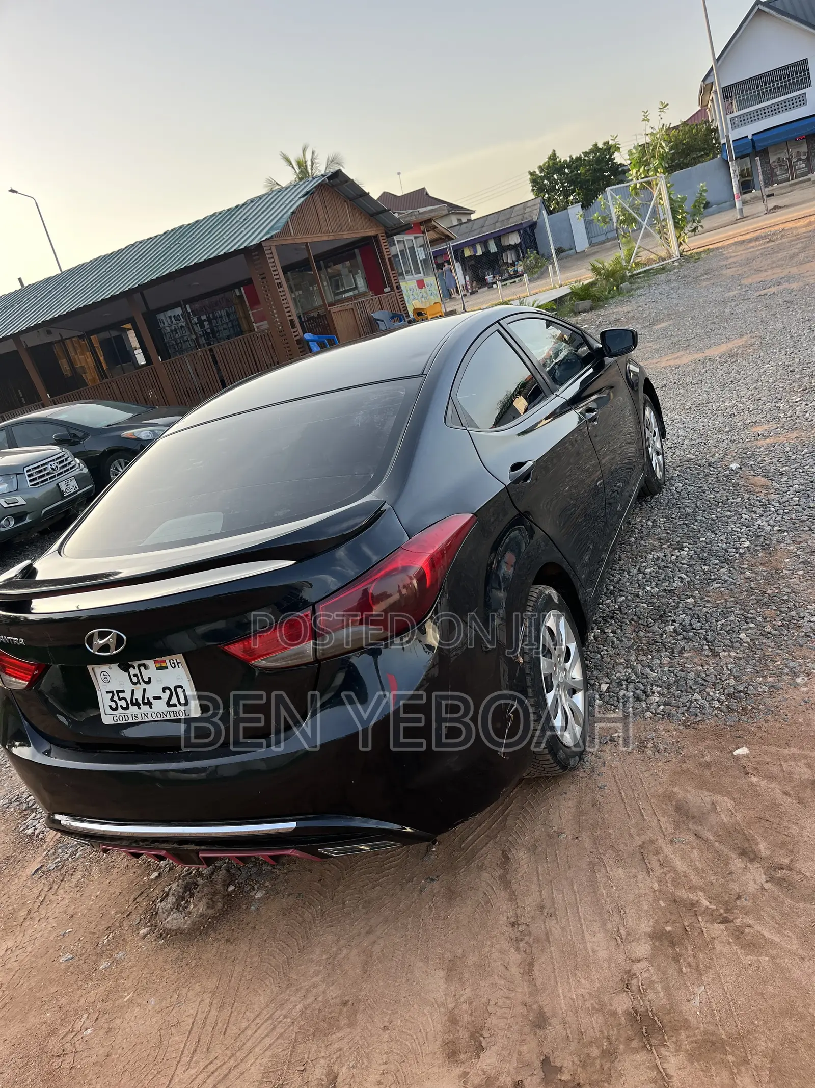 Hyundai Elantra GLS 2012 Black