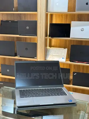 Laptop Dell Latitude 5320 16GB Intel Core i5 SSD 512GB